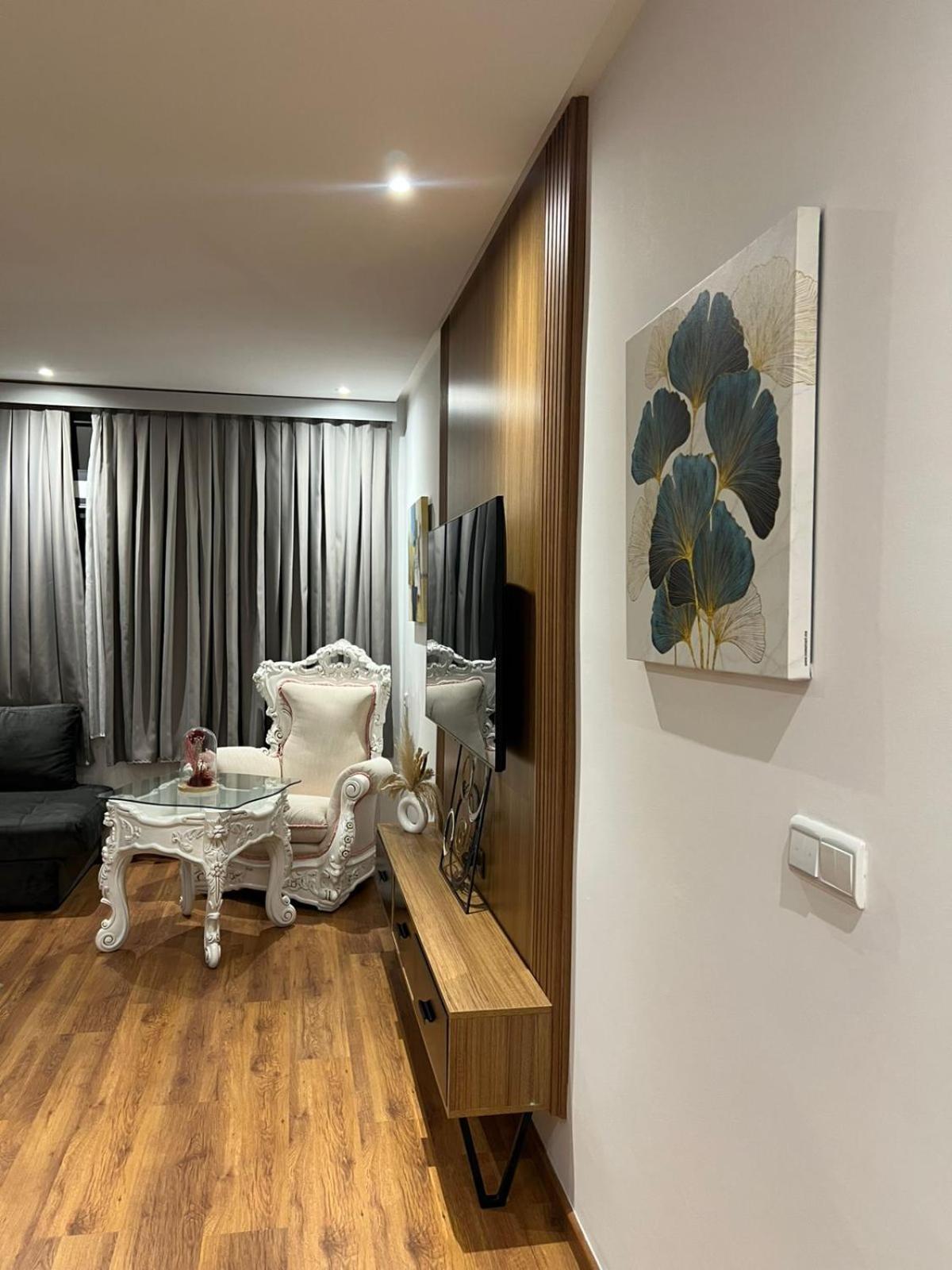Abm House Appart hôtel *
