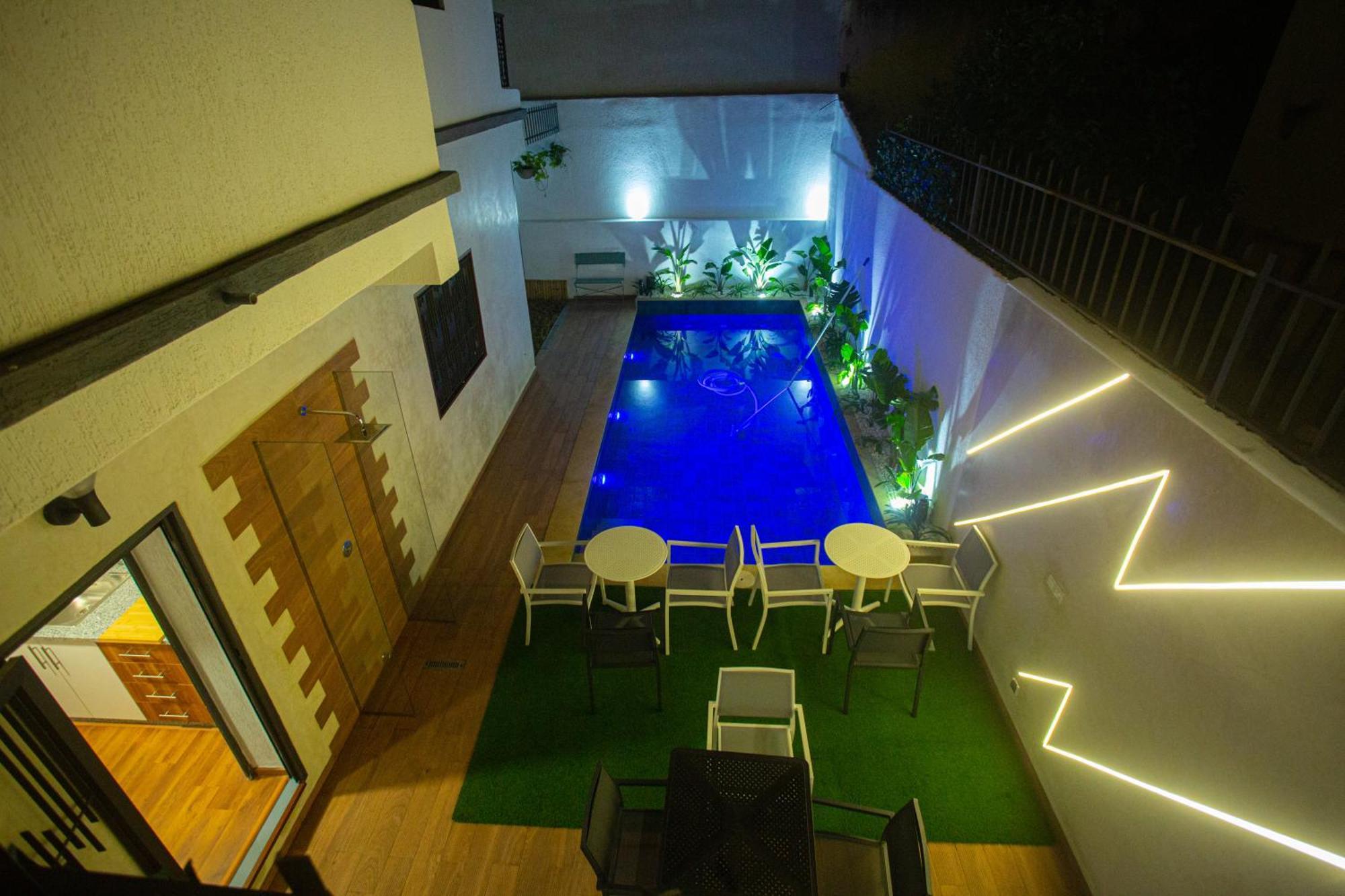 Abm House Appart hôtel *